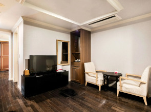 Ramada Hotels & Suites Seoul Namdaemun