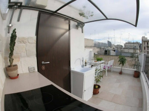 Saint Nicholas Plaza