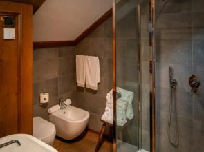 Ambra Cortina Luxury & Fashion Boutique Hotel