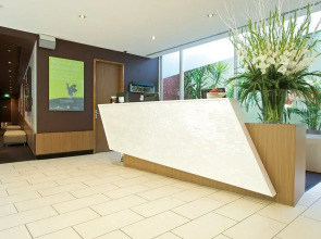 Saint Kilda Beach Hotel (formerly Rydges St Kilda)