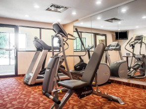 Quality Inn Buffalo Airport