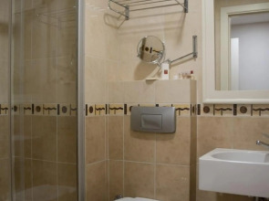 Taksim Metropark Hotel