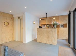 Отель Montholon Paris