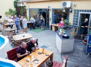 Station Hostel For Backpackers