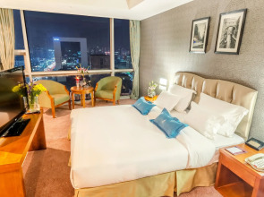 Blue Sky Hotel & Tower