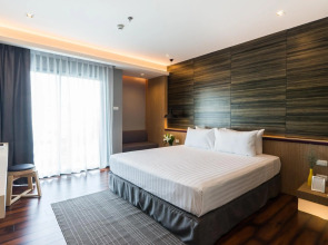 Sea Me Spring Tree Hotel - Adults only