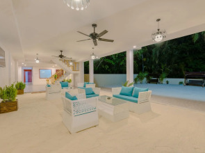 Отель White Sand Dhigurah