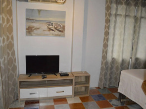 Baan Thai Homestay by bGb Villas - Hostel