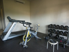 Bali Lovina Beach Cottages