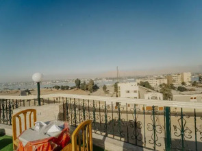 Queens Valley Hotel, Restaurants, Bars and Spa Luxor