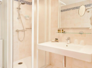 Hôtel Daumesnil - Vincennes