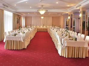 Ambasador Chojny Hotel Lodz