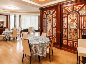 Отель Porta Caucasia