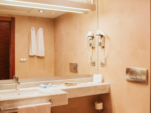 Hotel Deloix Aqua Center