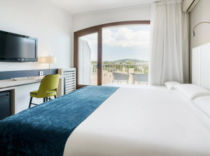 Hotel ILUNION Caleta Park