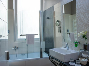 Carat Boutique Hotel