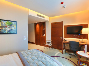 Crowne Plaza Istanbul - Oryapark by IHG