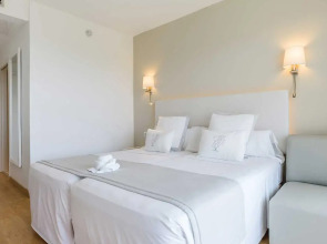 Playa Esperanza Resort