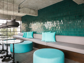 Theorie Hotel Sukhumvit 107 by SLH