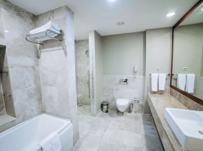 Отель Point Hotel Baku