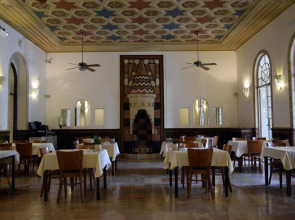 YMCA Three Arches Hotel