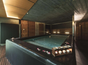 DUPARC Contemporary Suites