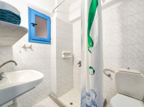 Stratos Studios & Apartments