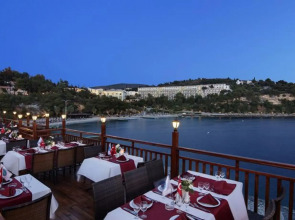 Pine Bay Holiday Resort