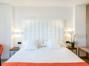 Отель Caledonian