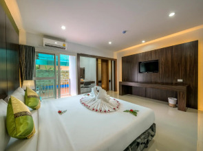 Naiyang Place Phuket Airport