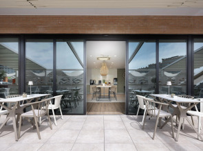 Отель Malaga Alameda Centro Affiliated by Meliá