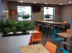 hotelF1 Paris Porte de Montreuil