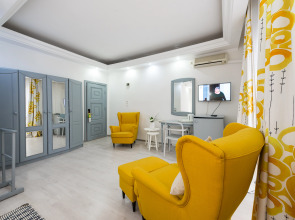 Relax Comfort Suites