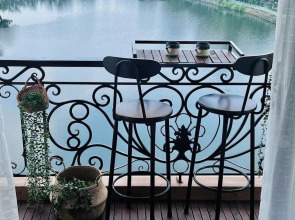 iRest Orange Tay Ho Lakeside Apartment