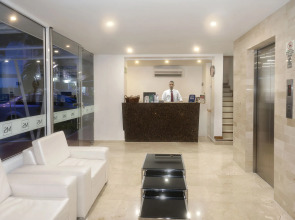 Basic Hotel Centenario by Hoteles MS