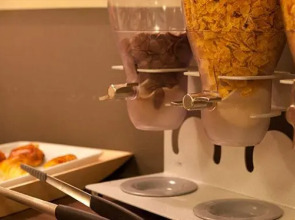 Villa Bellagio Apartments