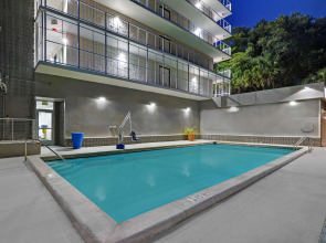 Motel 6 Cutler Bay, FL