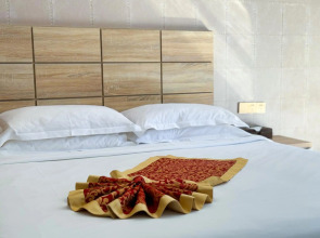 Отель Barry Boutique Seaview Sanya