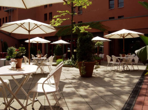 TRYP by Wyndham Halle