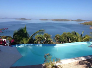 Al Faro Cosmio Hotel