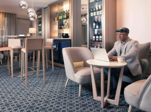 Mercure Paris Montparnasse Raspail