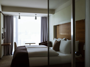 Occidental Dresden Newa