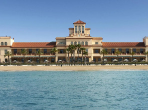 Le Meridien Ra Beach Hotel & Spa