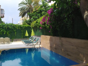 Meyde Boutique & Suites