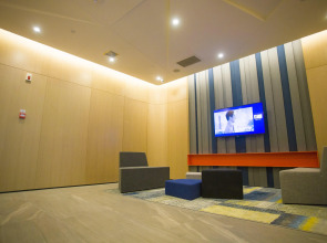 Holiday Inn Express Sanya Bay by IHG