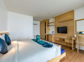 Paradise Resort PHI PHI