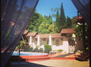 Отель Вэйлер