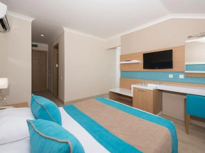 Sandy Beach Hotel - All Inclusive