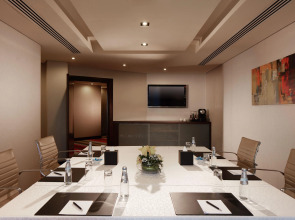 Отель Millennium Central Downtown