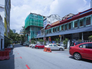 SPOT ON 90137 Casavilla Hotel Pudu